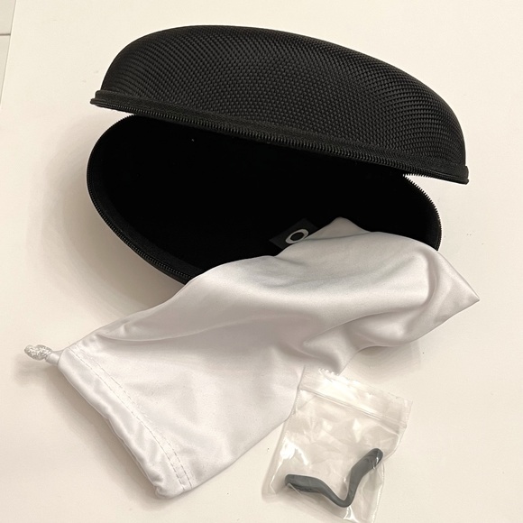 Oakley Other - Oakley Eye Glass Case